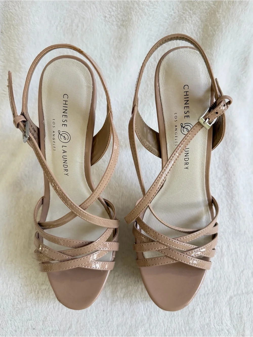 MISS-MATCHED SIZES! Chinese Laundry Teaser 2 Patent Leather Nude Sizes 9L - 8.5R